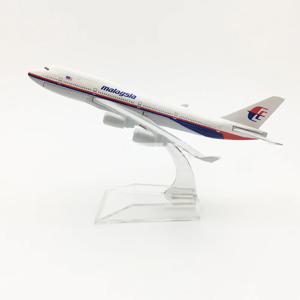 Kids Toys Malaysia - Avion Boeing à l'échelle 1/400 malaisie,